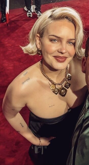 Full leaked Anne marie private onlyfans photo