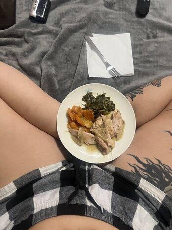 Full leaked Dumbbitchmurphy private onlyfans photo