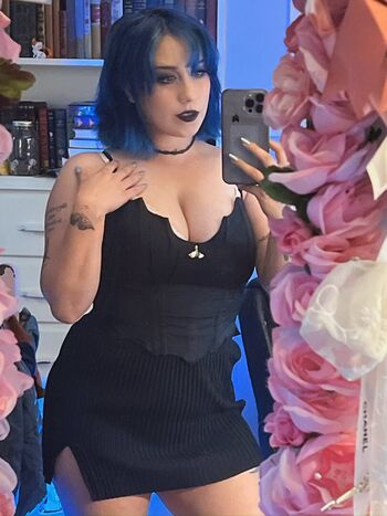 Full leaked Faetrouble private onlyfans photo