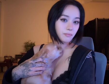 Full leaked Jadeyanh private onlyfans photo