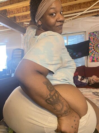 Full leaked Lela bear private onlyfans photo