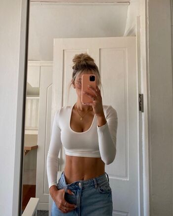 Full leaked Maggieehenry page private onlyfans photo