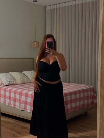 Full leaked Paillette private onlyfans photo
