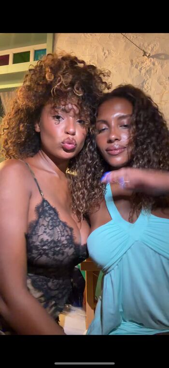 Full leaked Paolalct locatell private onlyfans photo