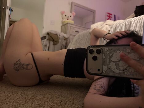 Full leaked Saikui private onlyfans photo