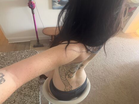 Full leaked Saikui private onlyfans photo