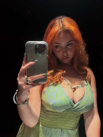 Full leaked Ucanthandlemia private onlyfans photo